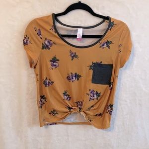 M• Yellow Cropped Front Tie Top